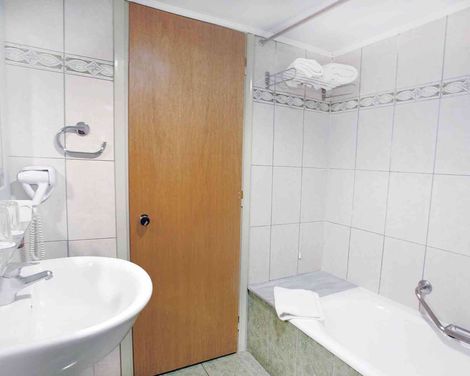 Kosta Palace City Hotel