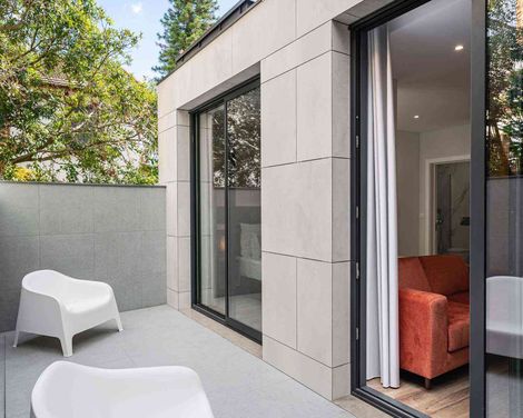 Monumental Plaza by Petit Hotels