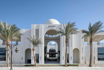 Serry Beach Resort