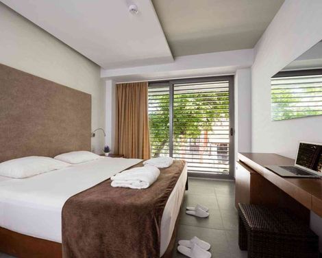 Oktober Downtown Boutique Hotel