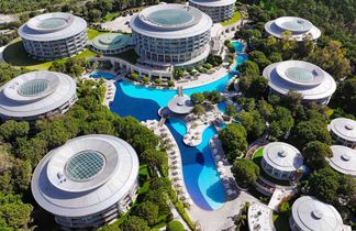 Calista Luxury Resort