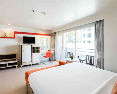 Sunshine Vista Hotel