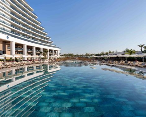 Miracle Resort Hotel
