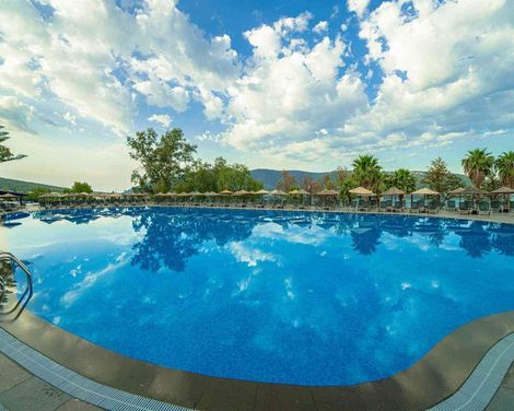 Bodrum Holiday Resort & Spa