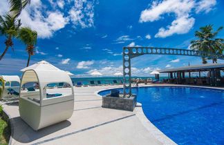 Coco de Mer Hotel & Black Parrot Suites