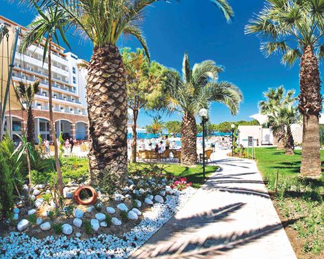 Batihan Beach Resort & Spa