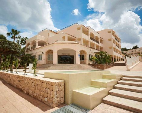 Invisa Hotel Club Cala Blanca