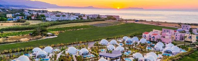 Emerald Oasis Glampotel by Azul Collection