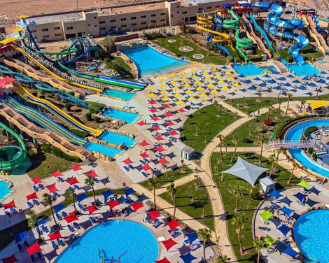 Titanic Resort & Aqua Park