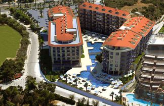 Ramada Hotel & Suites by Wyndham Kusadasi