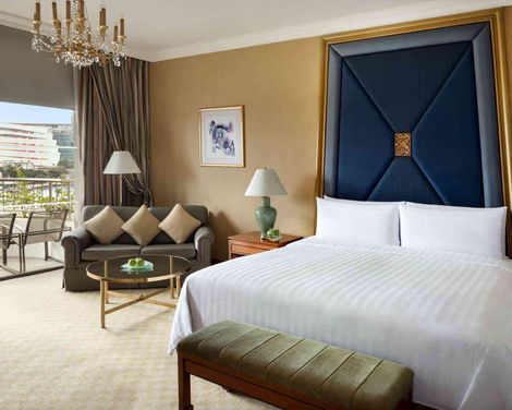 Shangri La Bangkok Hotel