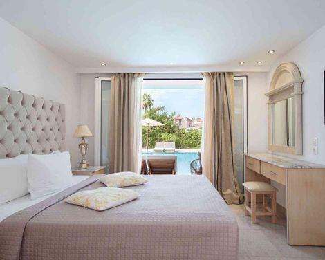 Cavomarina Beach Hotel