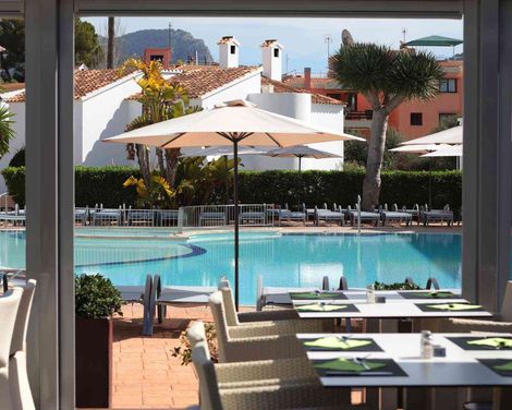 La Pérgola Aparthotel