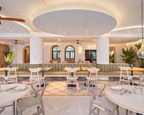 Vintage Hotel Bella Colina est. 1953