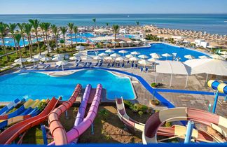 SUNRISE Azalea Aqua Park Resort