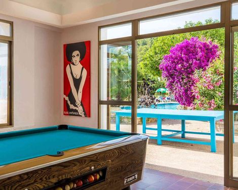 Vintage Hotel Bella Colina est. 1953