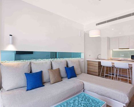 Metropolitan Playa JUKA Aparthotel