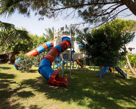 Defne Garden