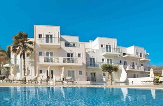 Akrogiali Beach Hotel