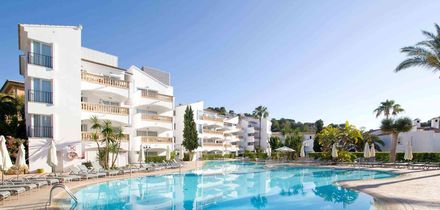 La Pérgola Aparthotel