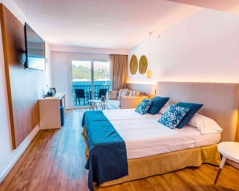 Parque Nereida Suites Hotel