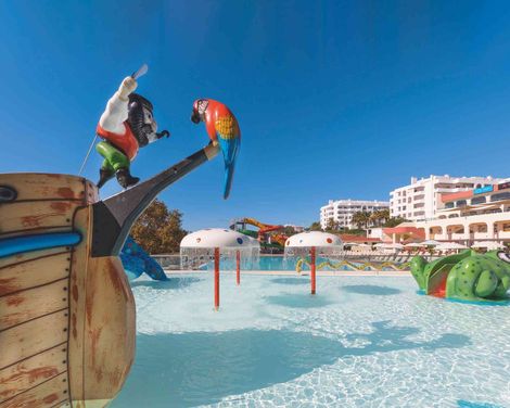 Ukino Family Palmeiras Village