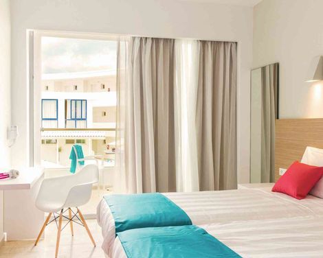 Nasos Hotel & Resort