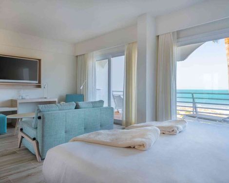 Iberostar Waves Royal Andalus-3