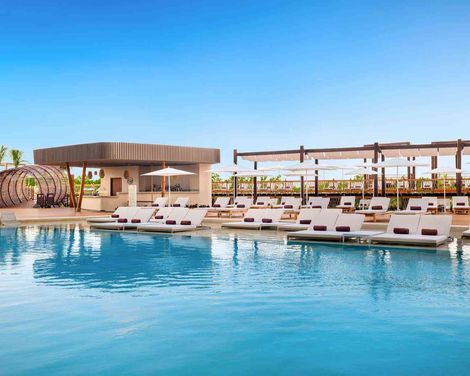 Hyatt Vivid Grand Island