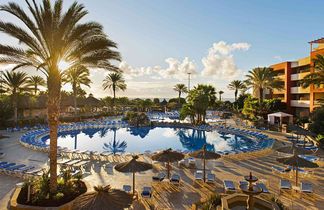 Elba Carlota Beach & Golf Resort