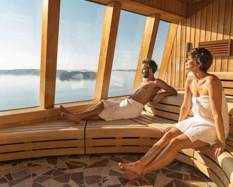 3 Tage Cavomarina Beach Hotel + 7 Tage AIDAblu (VP)