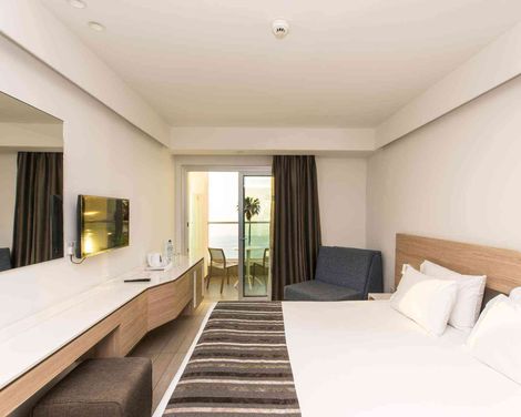 Evalena Beach Hotel