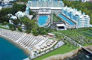 Rubi Platinum Spa Resort & Suites