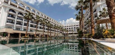 FAFA Aqua Palace Resort & Spa