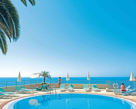 Madeira Regency Cliff