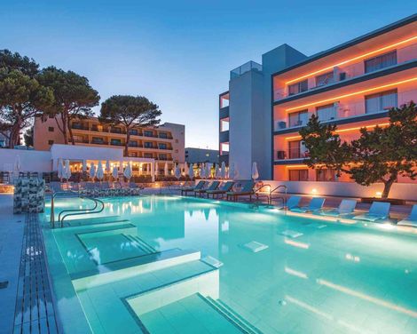 Bella Playa Hotel & Spa