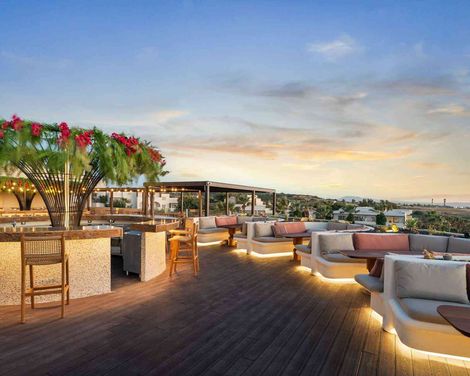 Kouros Palace Hotel