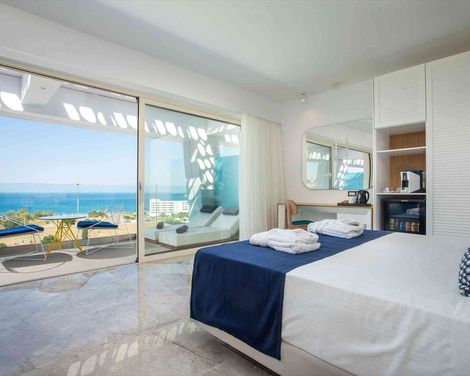 Lindos White Hotel & Suites