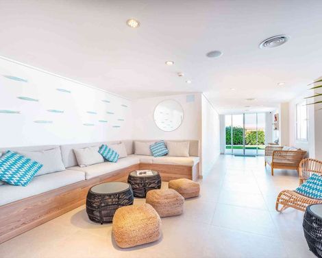 FERGUS Style Carema Beach