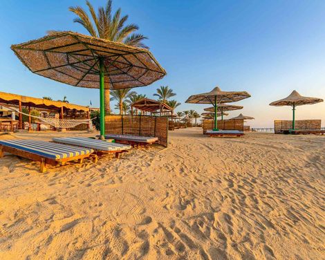 Flamenco Beach & Resort