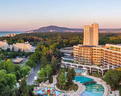 Flamingo Grand Hotel & Spa