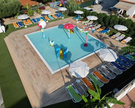 Aptos Casa Luís by Invisa