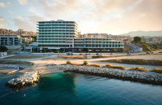 Amphora Hotel